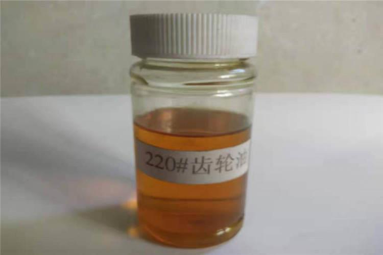 添加剂的过量会打破工业齿轮油本身的平衡，引起油品性能下降